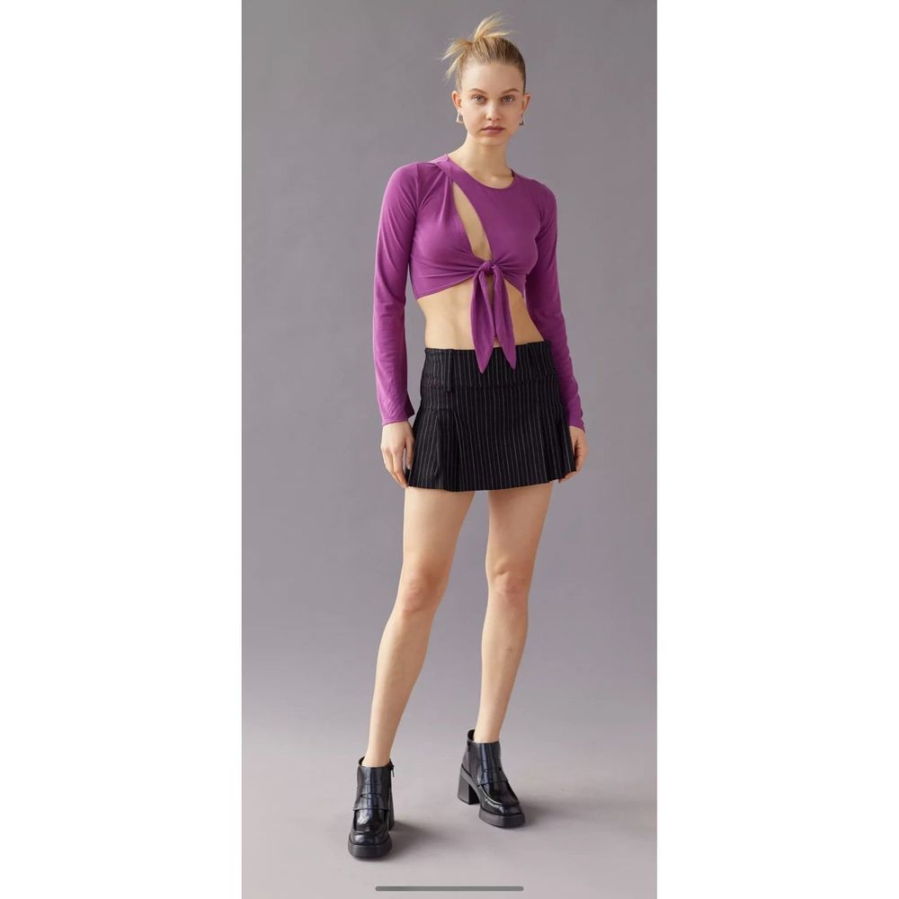 Urban Outfitters Crop Size Medium NWT